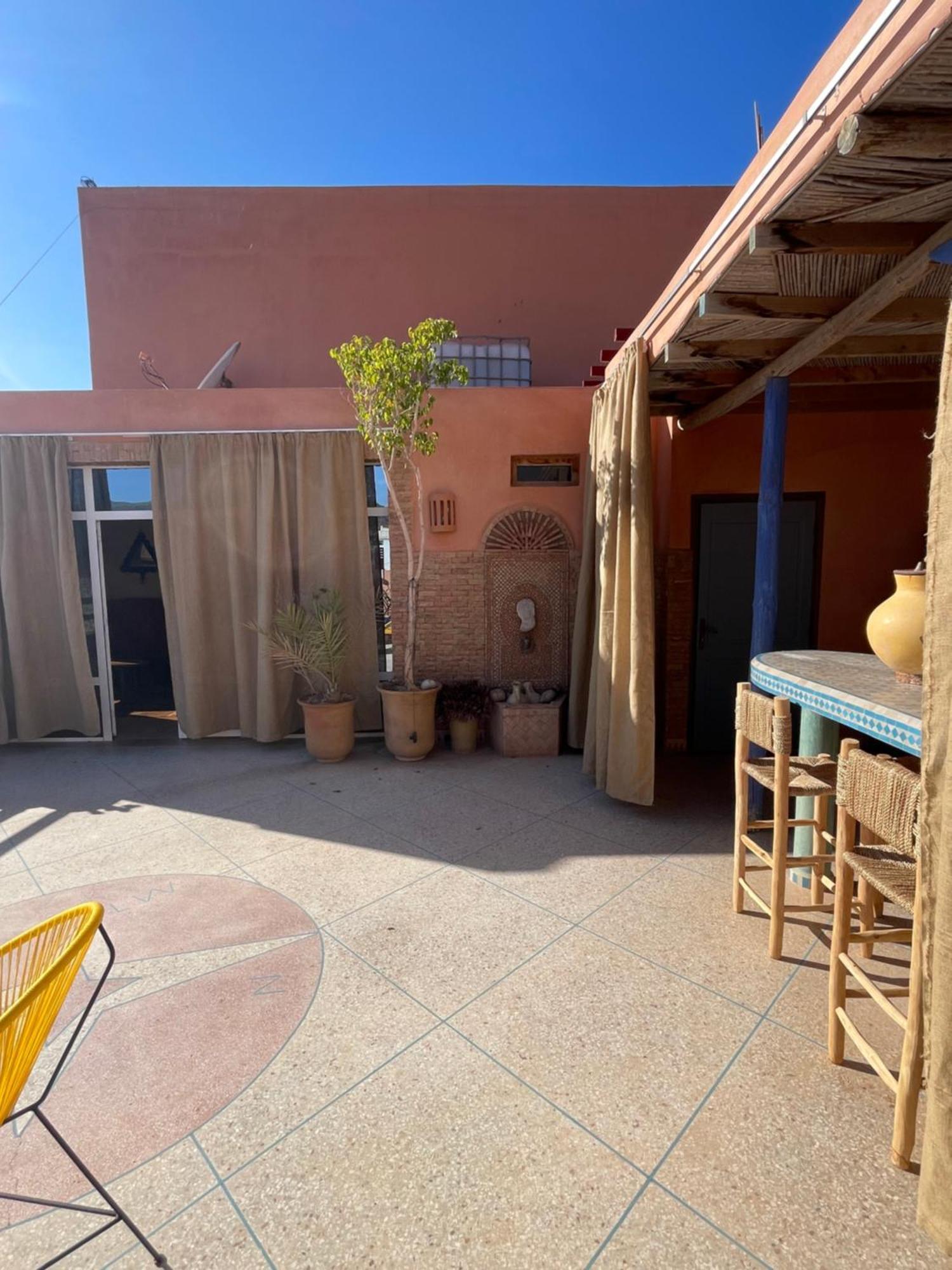 The Rainbow House Apartment Mirleft Bagian luar foto