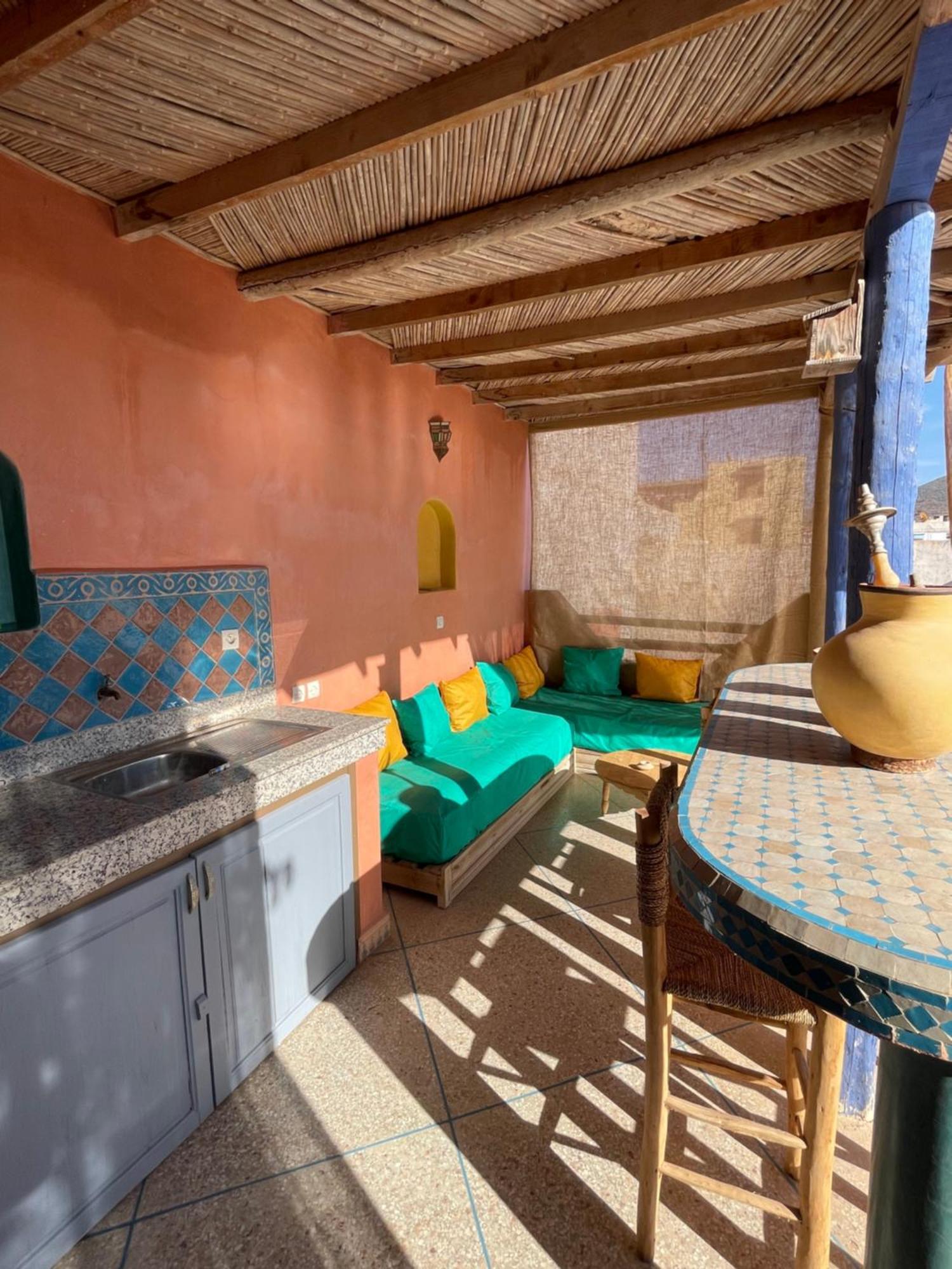 The Rainbow House Apartment Mirleft Bagian luar foto
